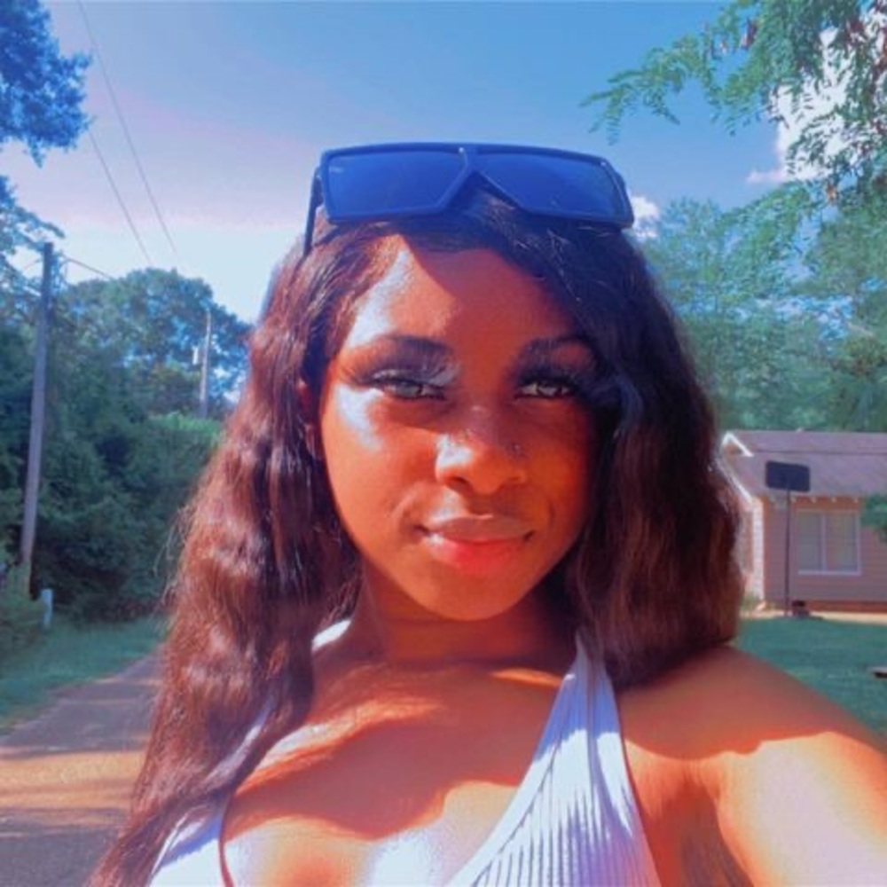 Meet your Posher, Djanai